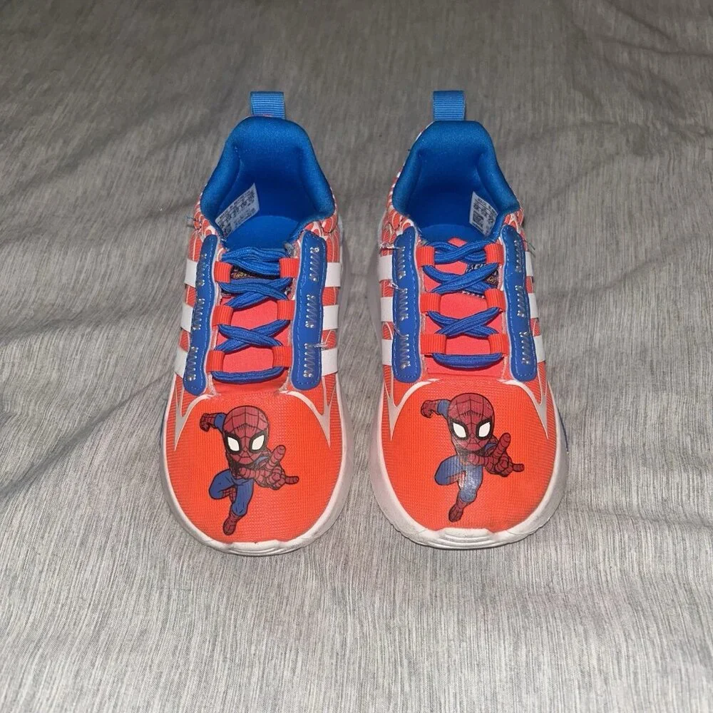 adidas Racer Spiderman Superhero Marvel Comics Low Top Casual Shoes Size 6